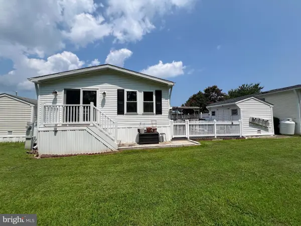 8220 Skipjack Dr, BERLIN, MD 21811