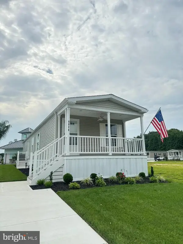 9828 Ocean Life Ln, OCEAN CITY, MD 21842