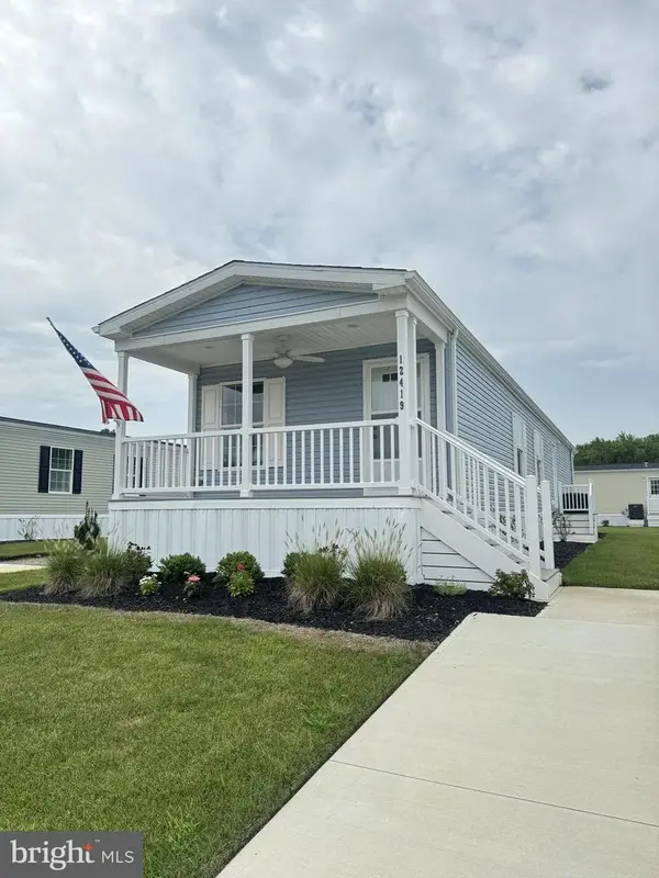 12419 Beach Life Ln, OCEAN CITY, MD 21842