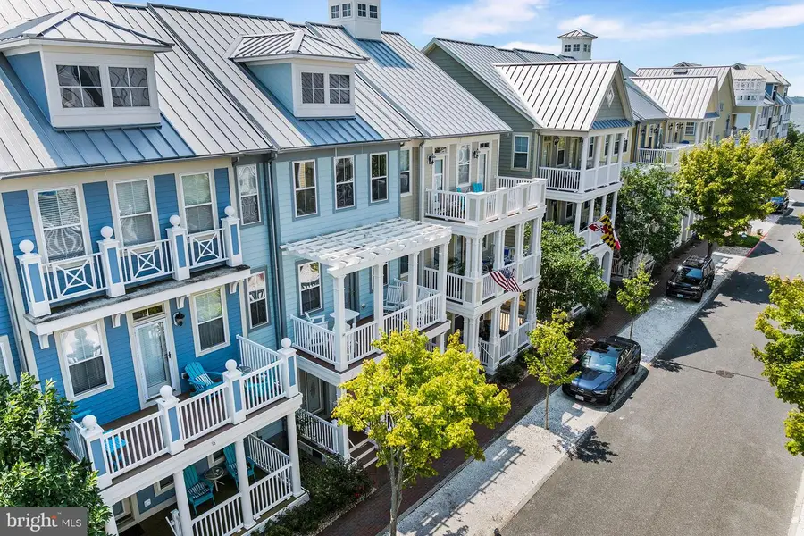 35 Seaside Dr, Ocean City, MD 21842 - #2
