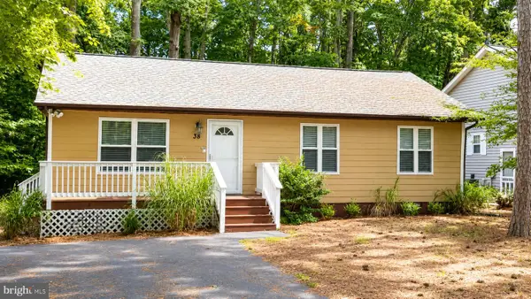 38 Fairway Ln, BERLIN, MD 21811