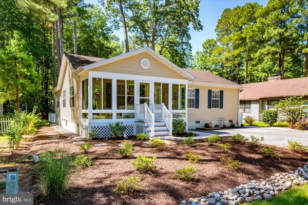 811 Ocean Pkwy, OCEAN PINES, MD 21811