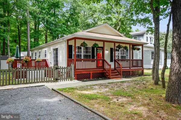 55 Martinique Cir, OCEAN PINES, MD 21811