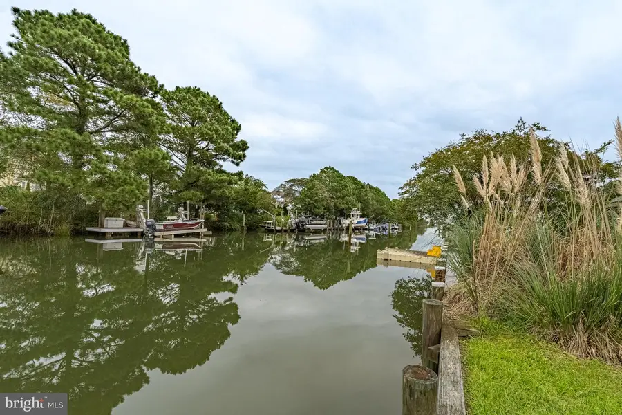 12239 Snug Harbor Rd, Berlin, MD 21811 - #2