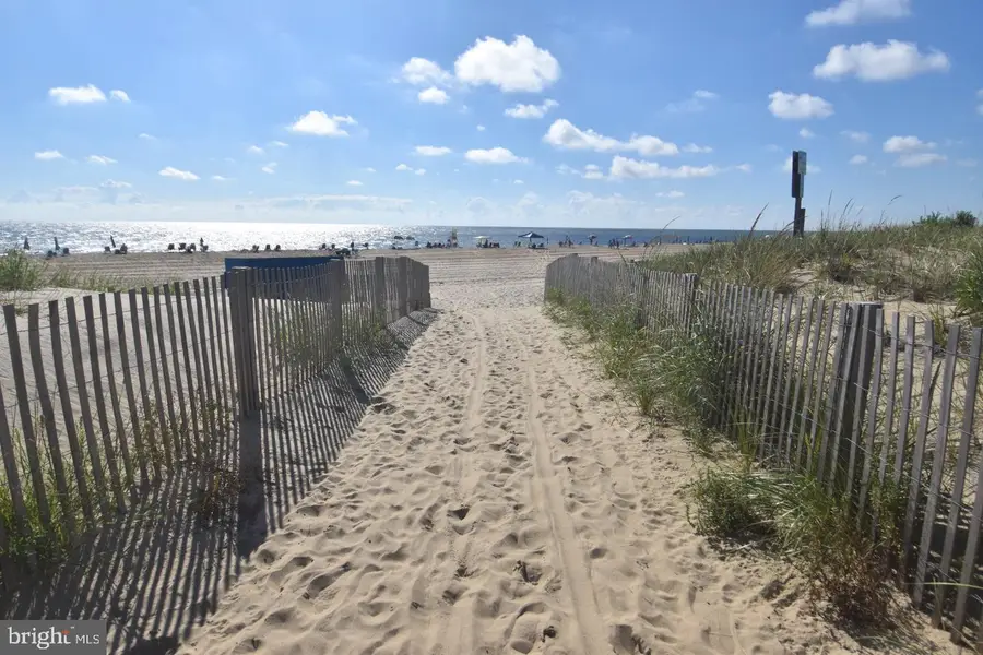 13800 Wight St #203, Ocean City, MD 21842 - #3