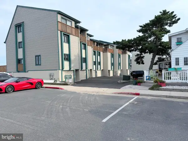 12005 Wight St #4, OCEAN CITY, MD 21842