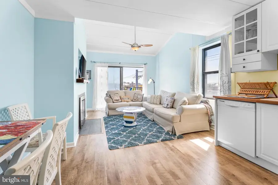 18 69th St #12, Ocean City, MD 21842 - #3