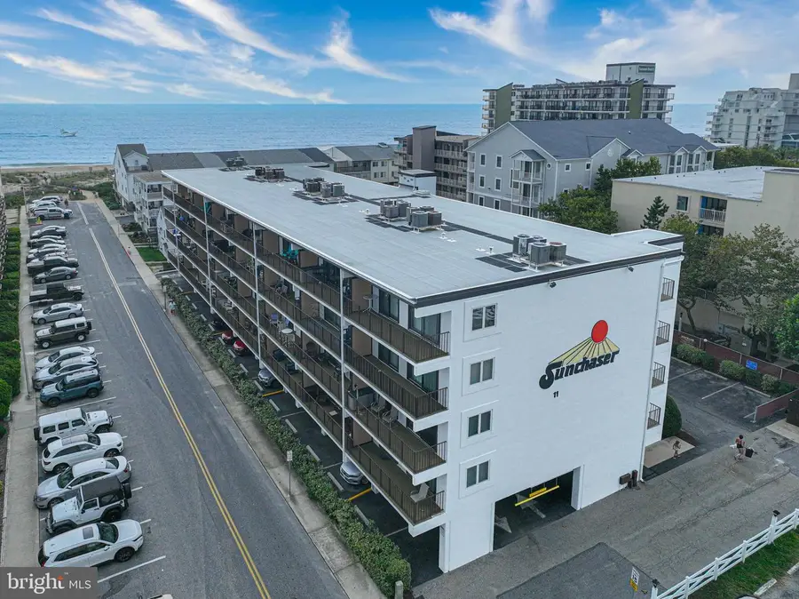 11 36th St #402, Ocean City, MD 21842 - #2