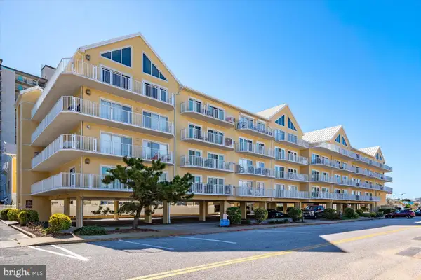 9 90th St #309, OCEAN CITY, MD 21842
