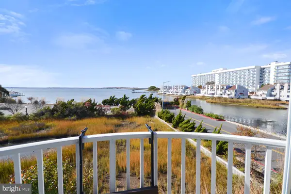 200 59th St #201, OCEAN CITY, MD 21842