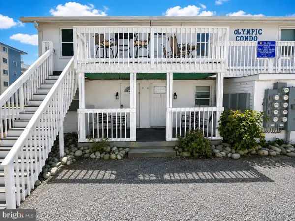13 40th St #3, OCEAN CITY, MD 21842