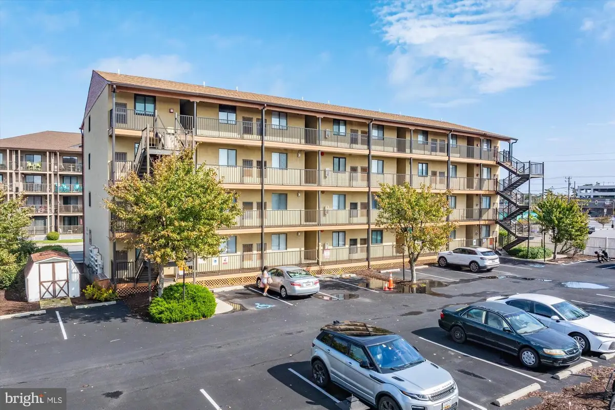 203 33rd St #105, Ocean City, MD 21842 - #1