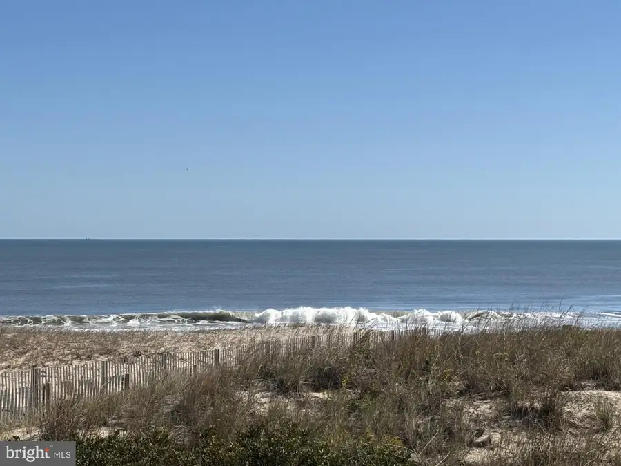 5703 Atlantic Ave #second Floor South, Ocean City, MD 21842 - #3