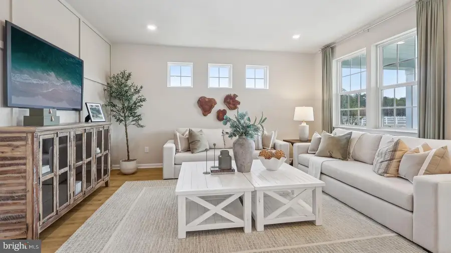 4 Barrett Dr, Egg Harbor Township, NJ 08234 - Image #2