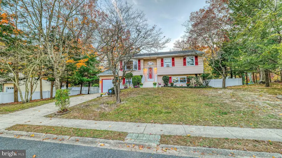 236 Terry Ln, Egg Harbor City, NJ 08215 - Image #2
