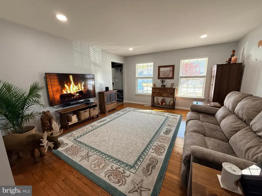 477 Damson Ave, Absecon, NJ 08205 - Image #2