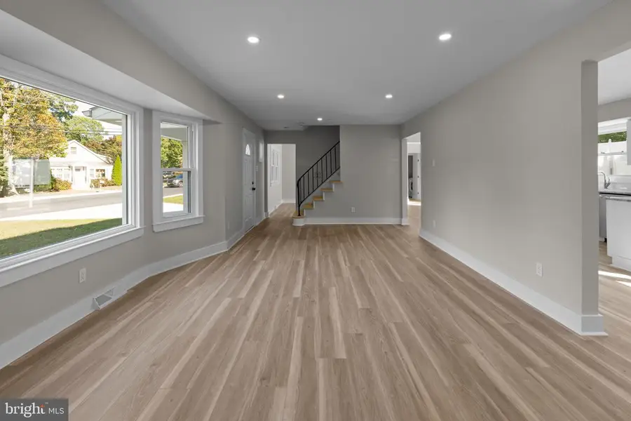 116 W Ocean Ave, Somers Point, NJ 08244 - Image #3