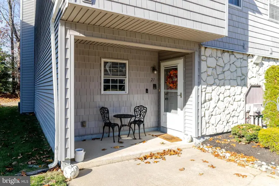 21 Harbor Dr, Hammonton, NJ 08037 - Image #2
