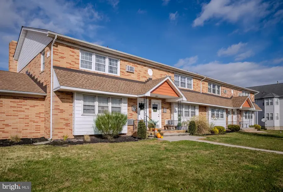 5523 Wellington Ave, Ventnor City, NJ 08406 - Image #2