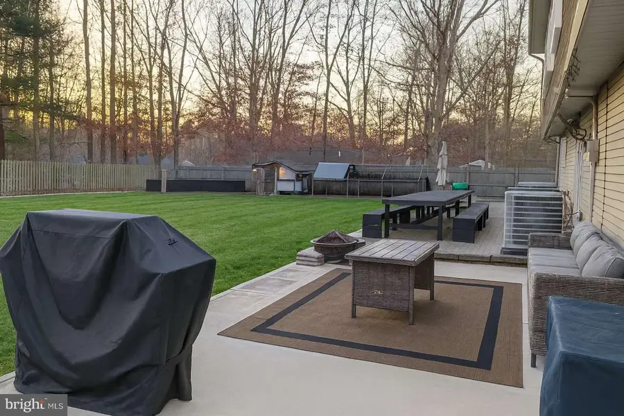 4649 N Black Oak Circle, Egg Harbor City, NJ 08215 - Image #3