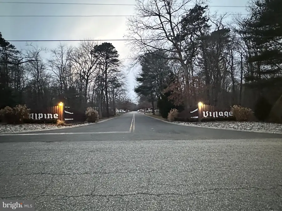 121 Chalet Ln, Vineland, NJ 08360 - Image #3