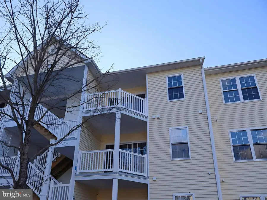 27 Apache Ct, Absecon, NJ 08205 - Image #2