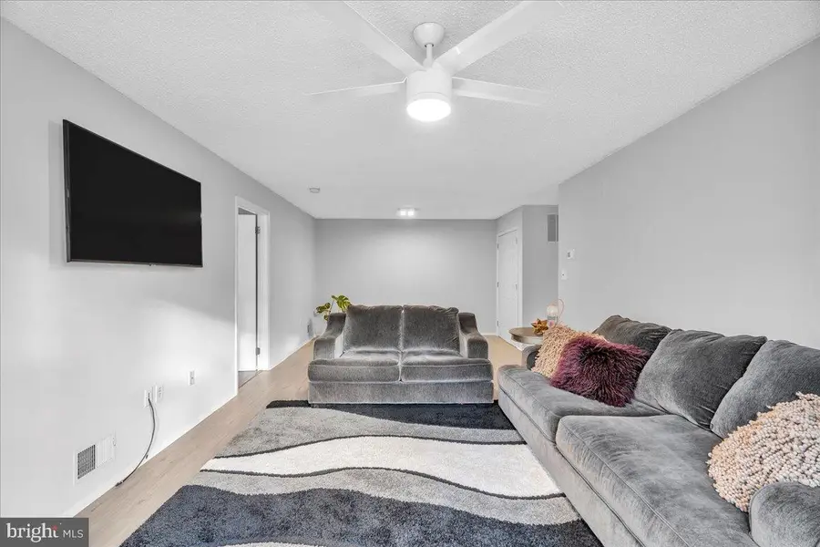 2 Navajo Ct, Absecon, NJ 08205 - #3