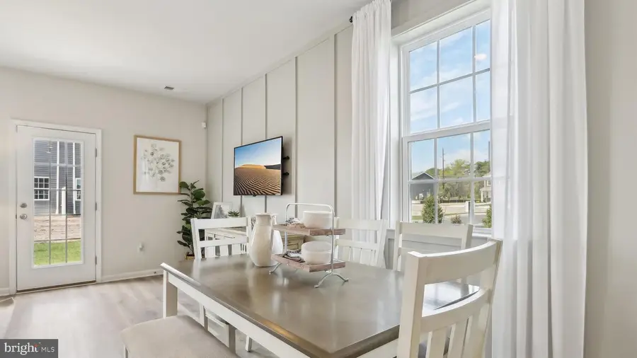 175 Corolla Dr, Egg Harbor Township, NJ 08234 - Image #2