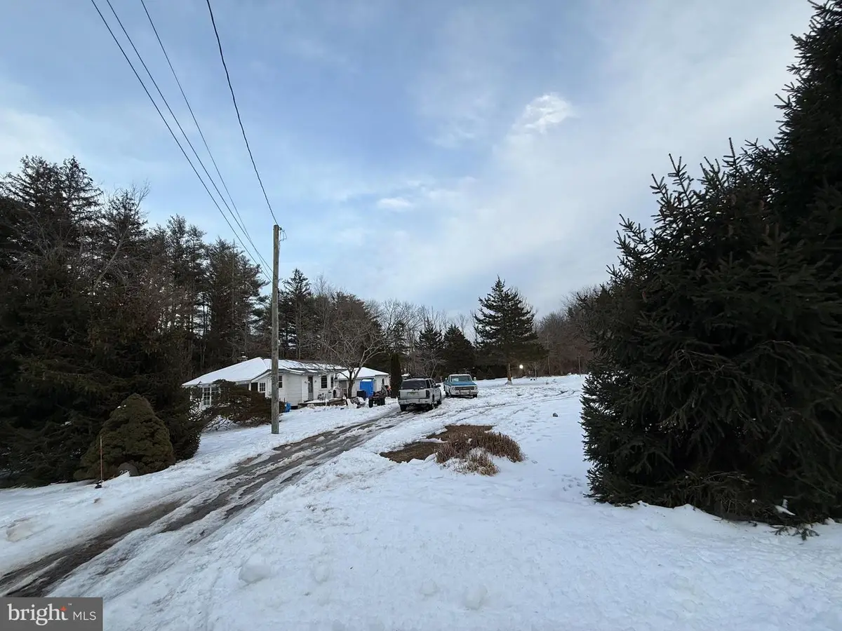 28 N Frankfurt Ave, Egg Harbor City, NJ 08215 - Image #1