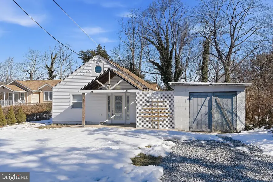 743 W Pine St, Egg Harbor City, NJ 08215 - #3