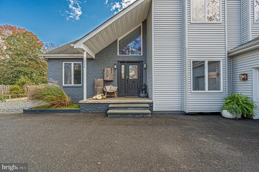 520 S 8th Ave, Galloway, NJ 08205 - #2