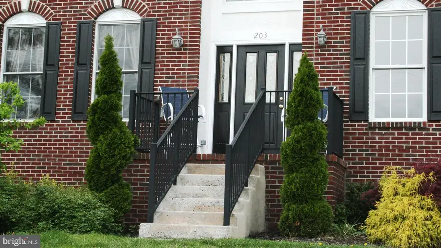 203 Cynwyd Dr, Absecon, NJ 08201 - #2