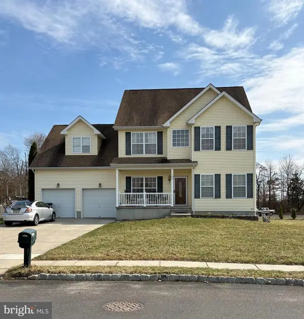 102 Lauren Ct, LANDISVILLE, NJ 08326