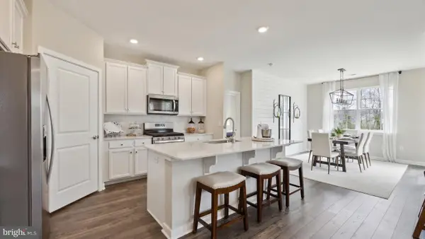 257 Huntington Dr, EGG HARBOR TOWNSHIP, NJ 08234