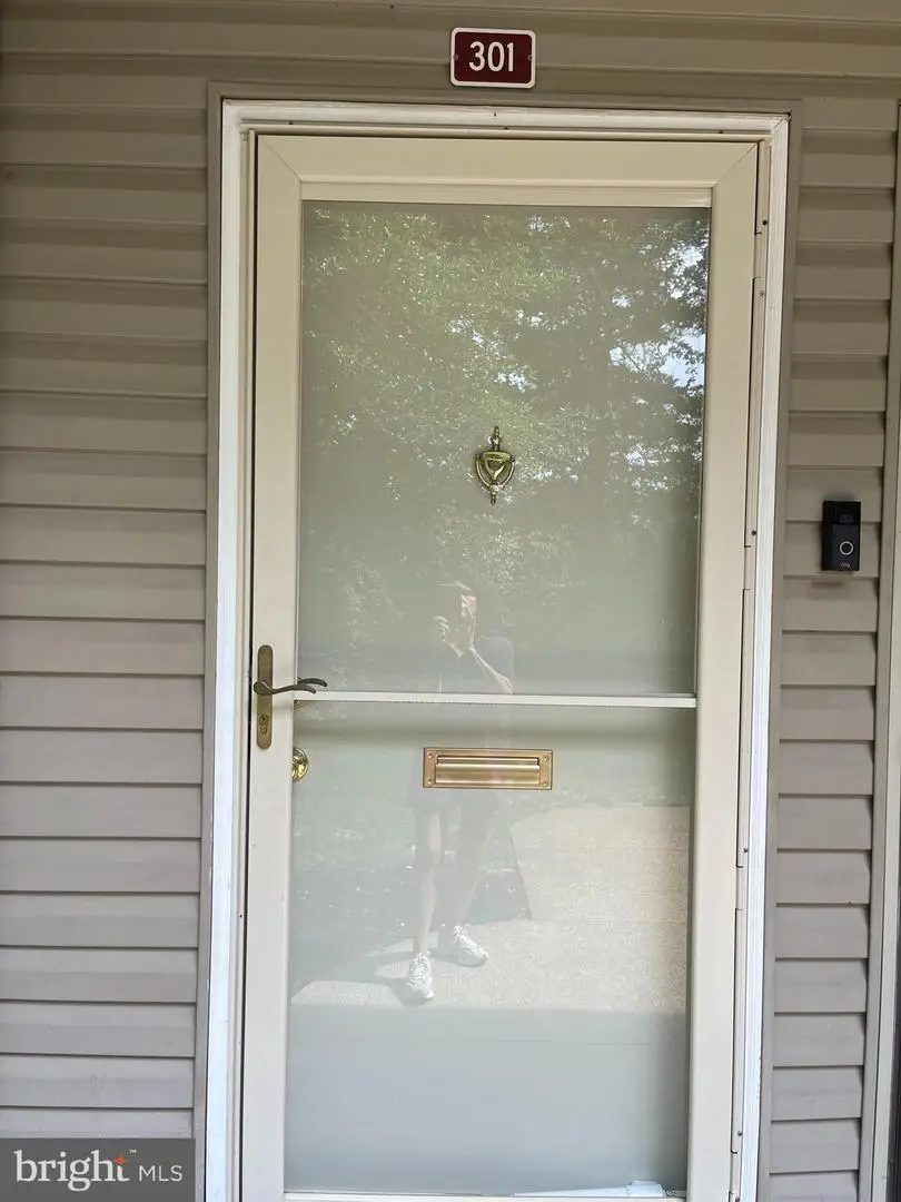 301 Meadowbrook Dr, Mays Landing, NJ 08330 - #2