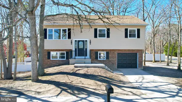 15 Wayne Dr, SOMERS POINT, NJ 08244