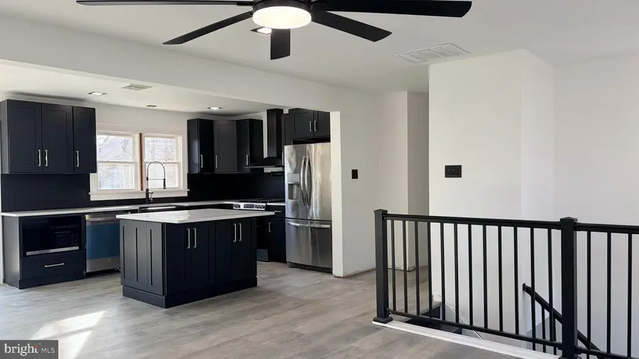 15 Wayne Dr, Somers Point, NJ 08244 - #3