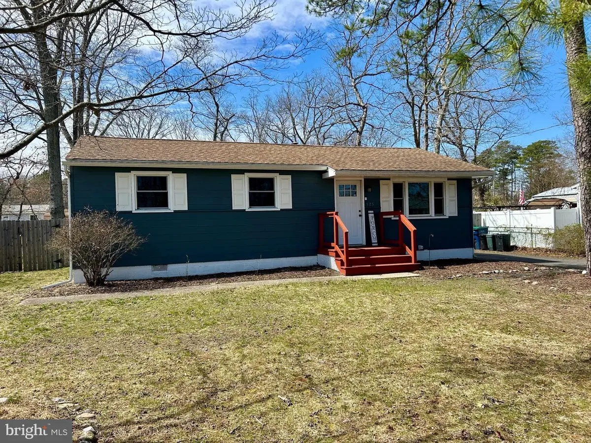 525 Wildwood Ave, Williamstown, NJ 08094 - #1