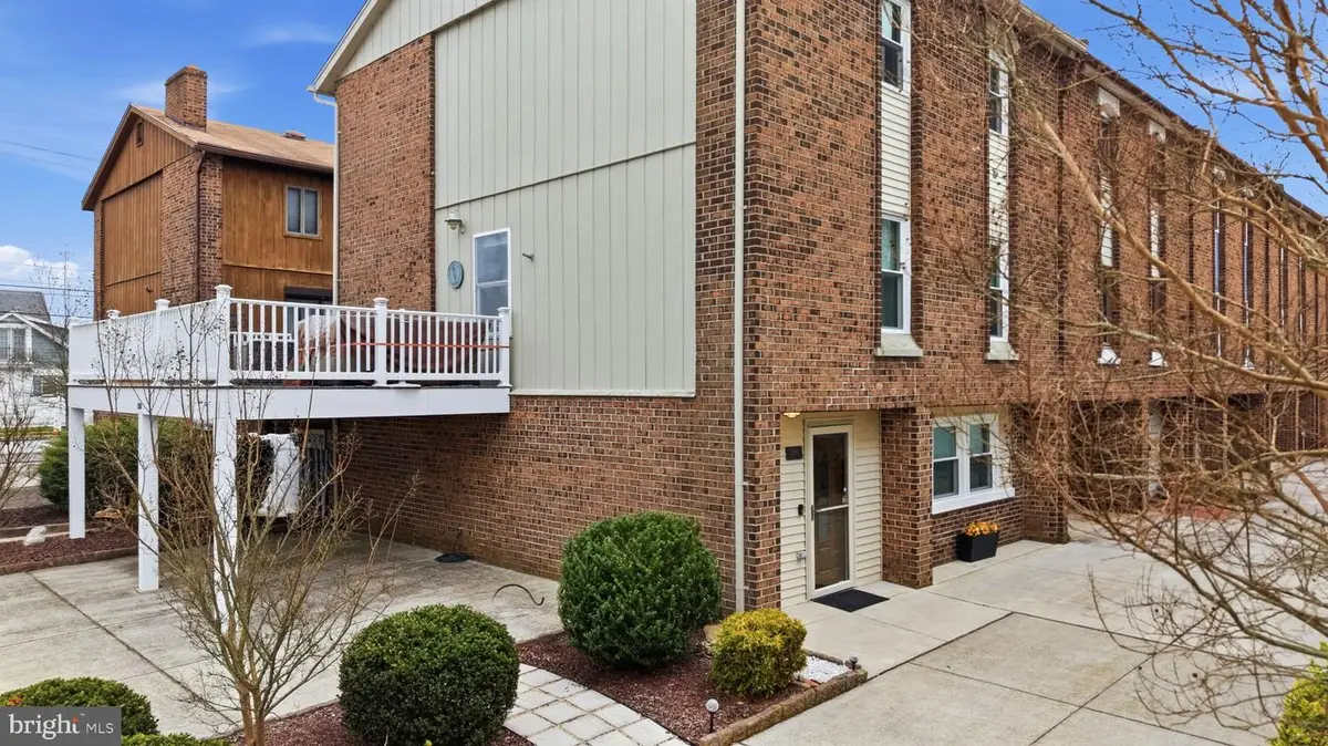 28 N Washington Ave #b, Margate City, NJ 08402 - #1