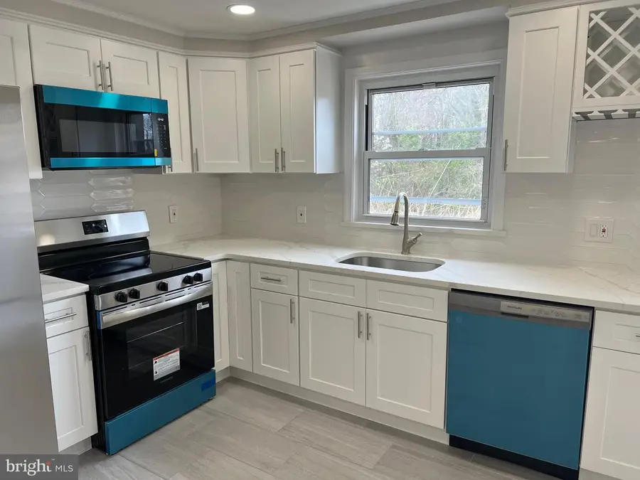 147 Fursin Ave, Buena, NJ 08310 - #3