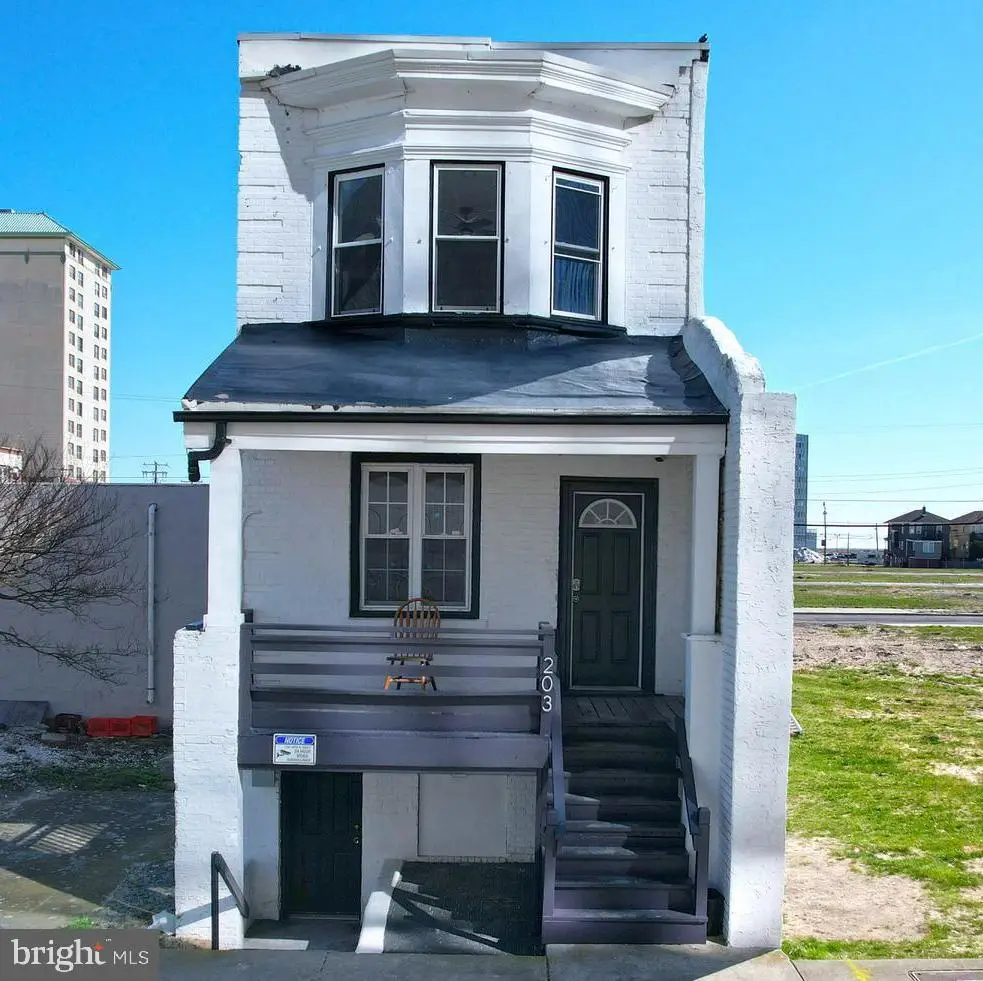 203 S Metropolitan Ave, Atlantic City, NJ 08401 - #1
