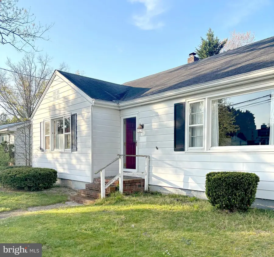 309 N 4th St, Hammonton, NJ 08037 - #2