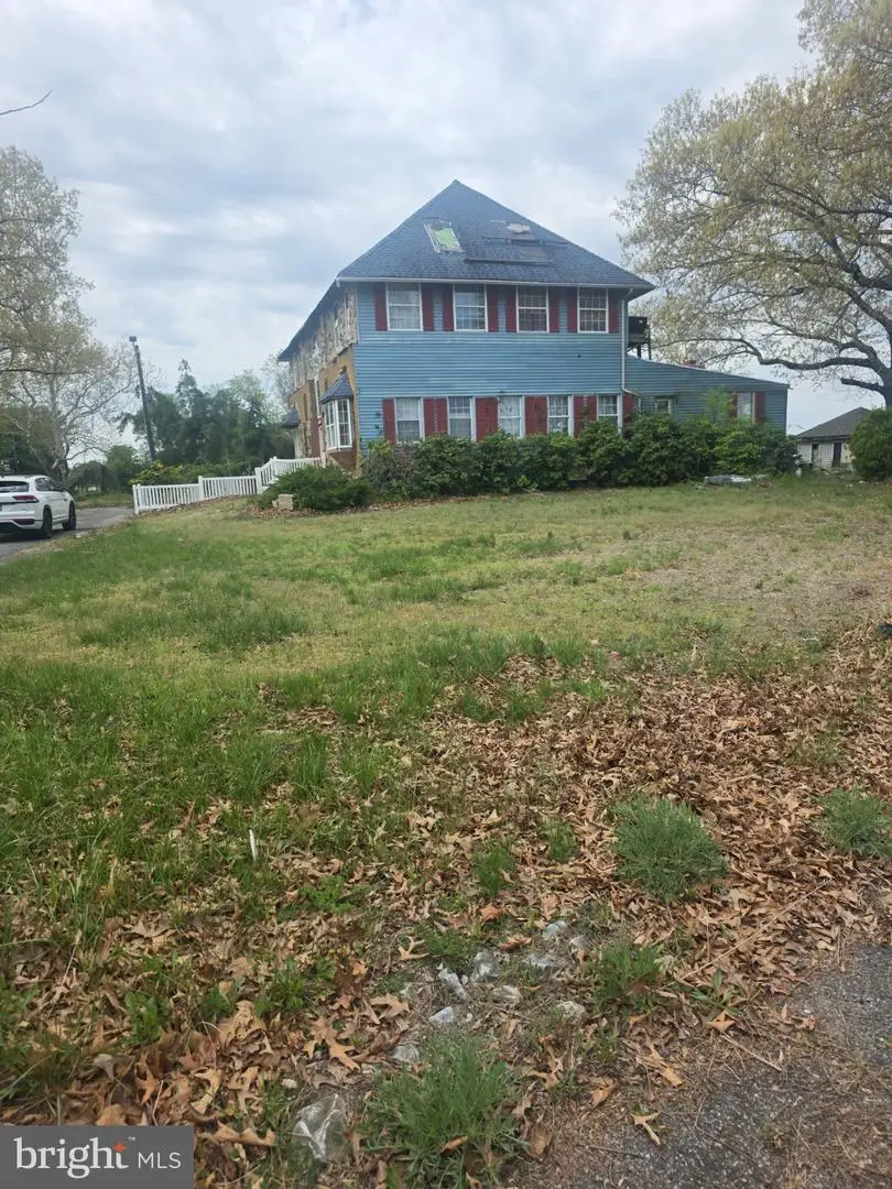 729 Pleasant Rd, Hammonton, NJ 08037 - #1