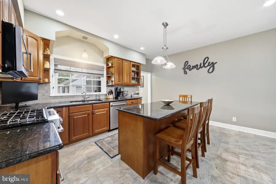 720 Bellevue Ave, Hammonton, NJ 08037 - #3