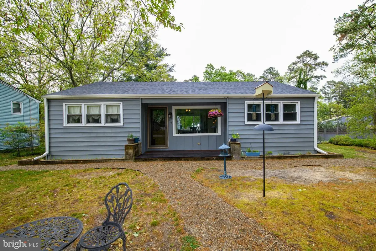 204 Holly Ln, Williamstown, NJ 08094 - #1