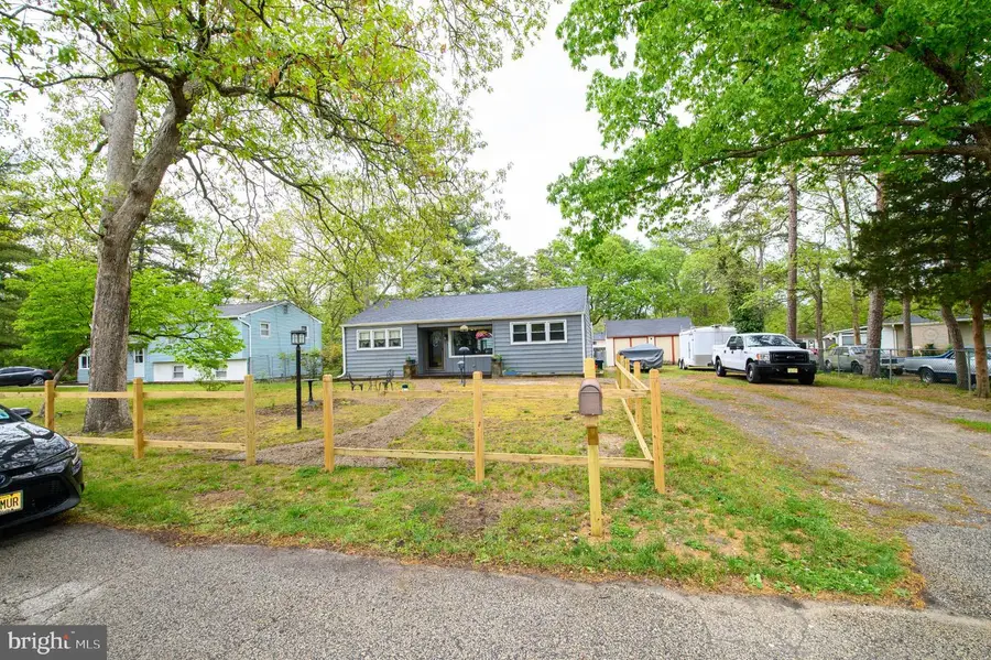 204 Holly Ln, Williamstown, NJ 08094 - #3