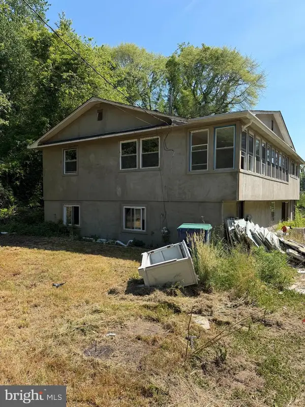 141 Fursin Ave, BUENA, NJ 08310