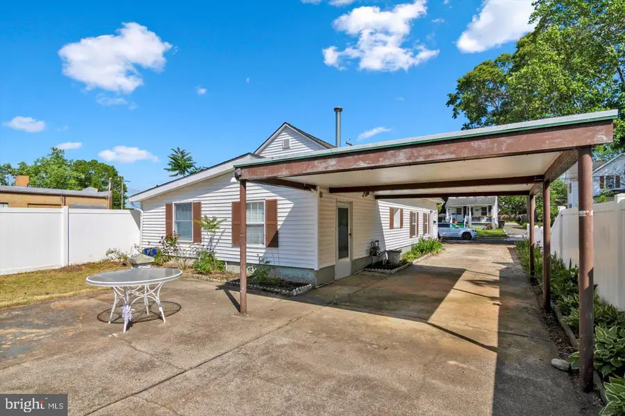 219 Pratt St, Hammonton, NJ 08037 - #3