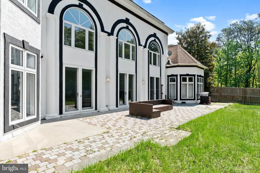 612 Pineview Dr, Galloway, NJ 08205 - #3