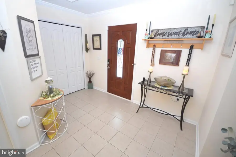 38 Vella La Vella Ln, Egg Harbor, NJ 08234 - #2